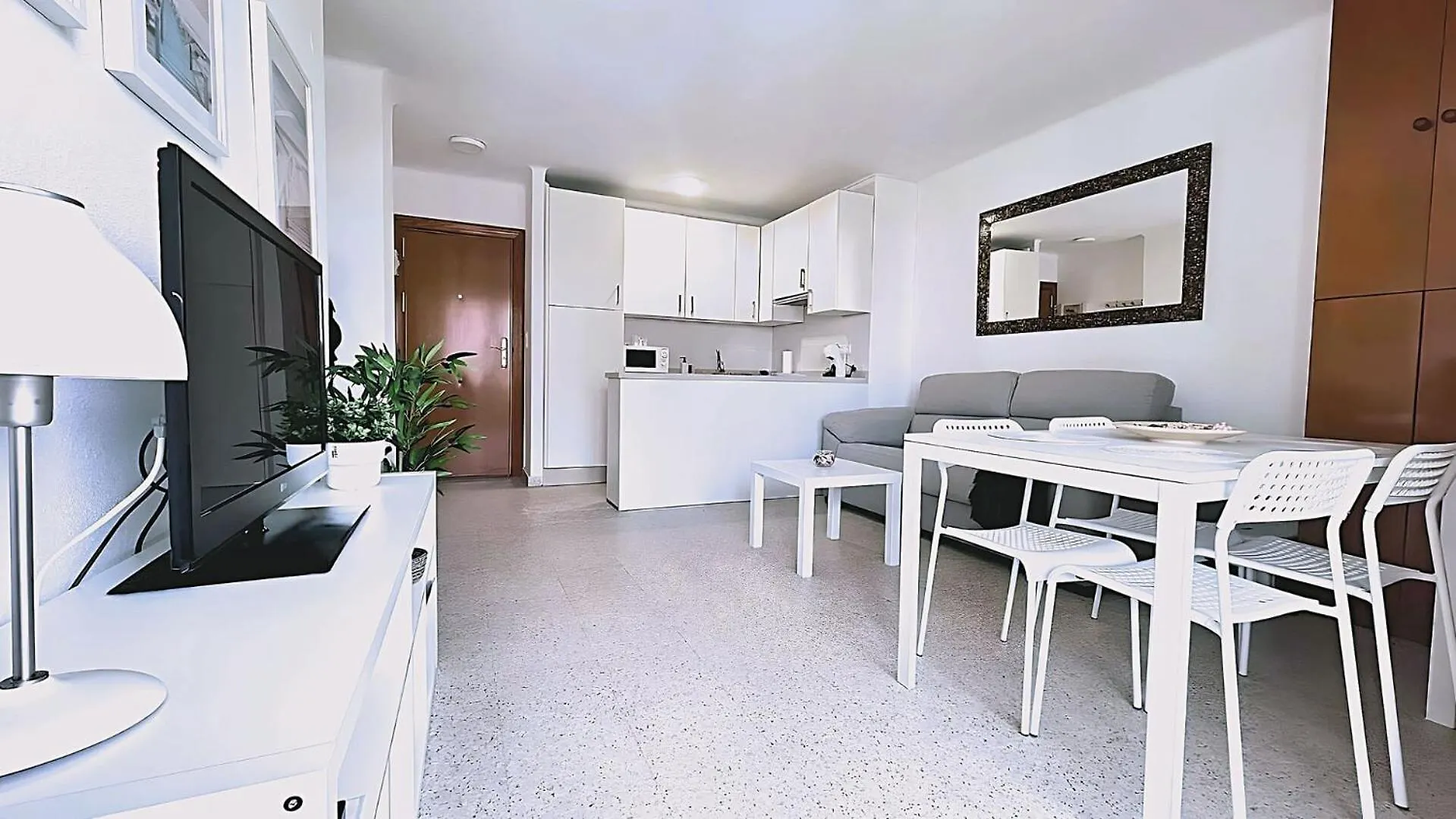 Zuhayra Beach Apartamento Con Vista A 50M Del Mar Torrox Apartment