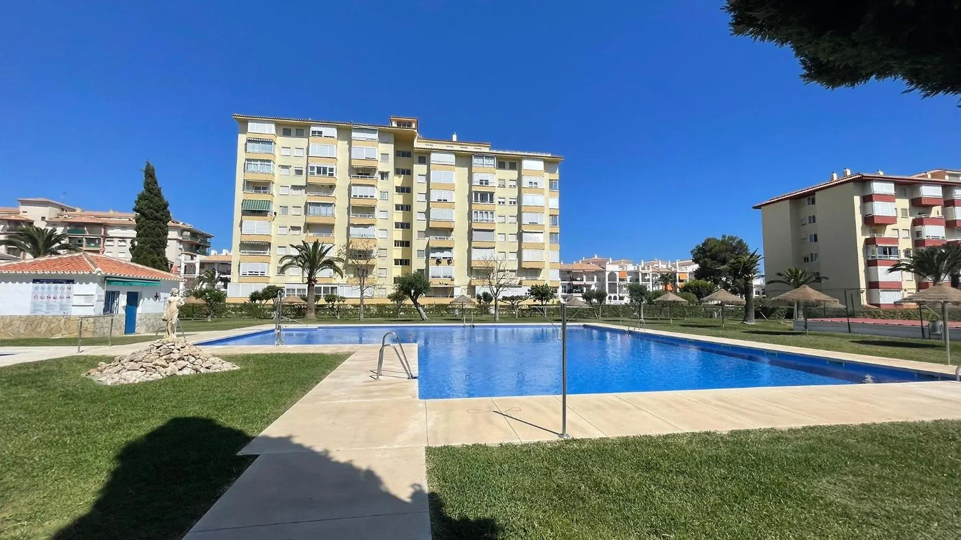 Zuhayra Beach Apartamento Con Vista A 50M Del Mar Torrox